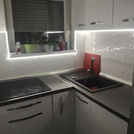Apartmani Eden Vrsi Mulo Buitenkant foto
