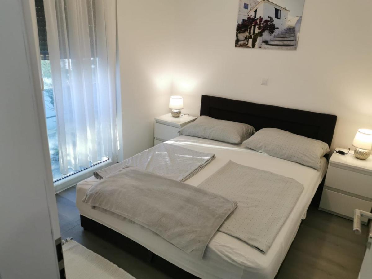 Apartmani Eden Vrsi Mulo Buitenkant foto