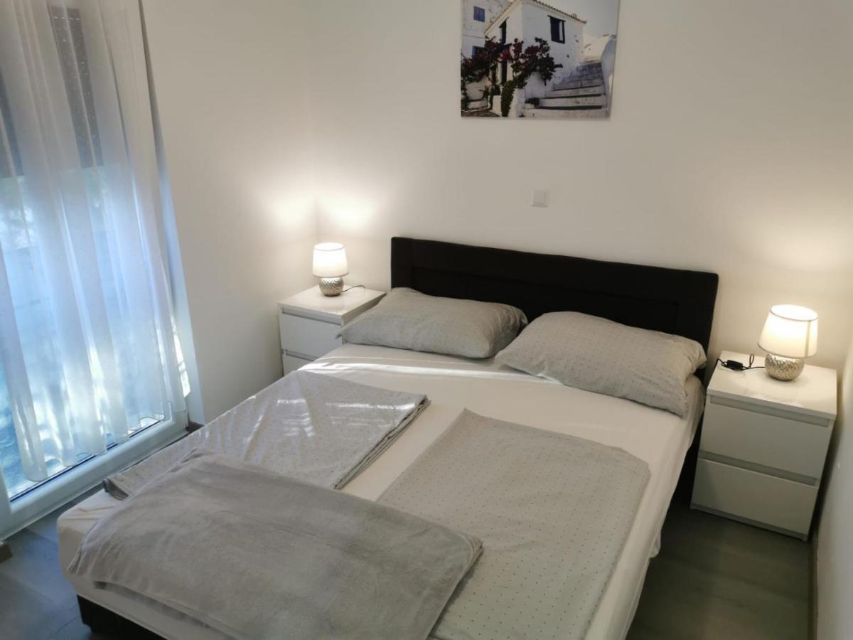 Apartmani Eden Vrsi Mulo Buitenkant foto