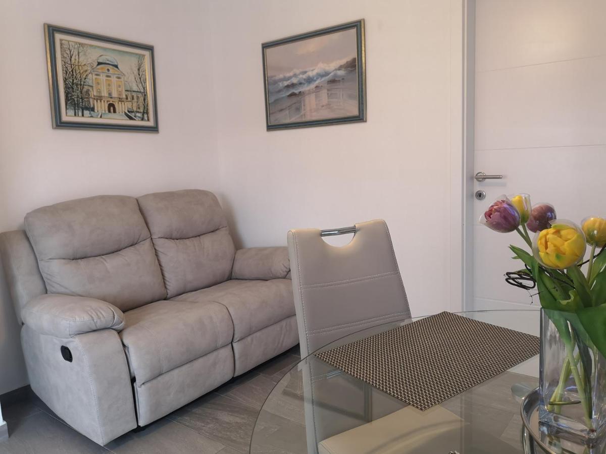 Apartmani Eden Vrsi Mulo Buitenkant foto